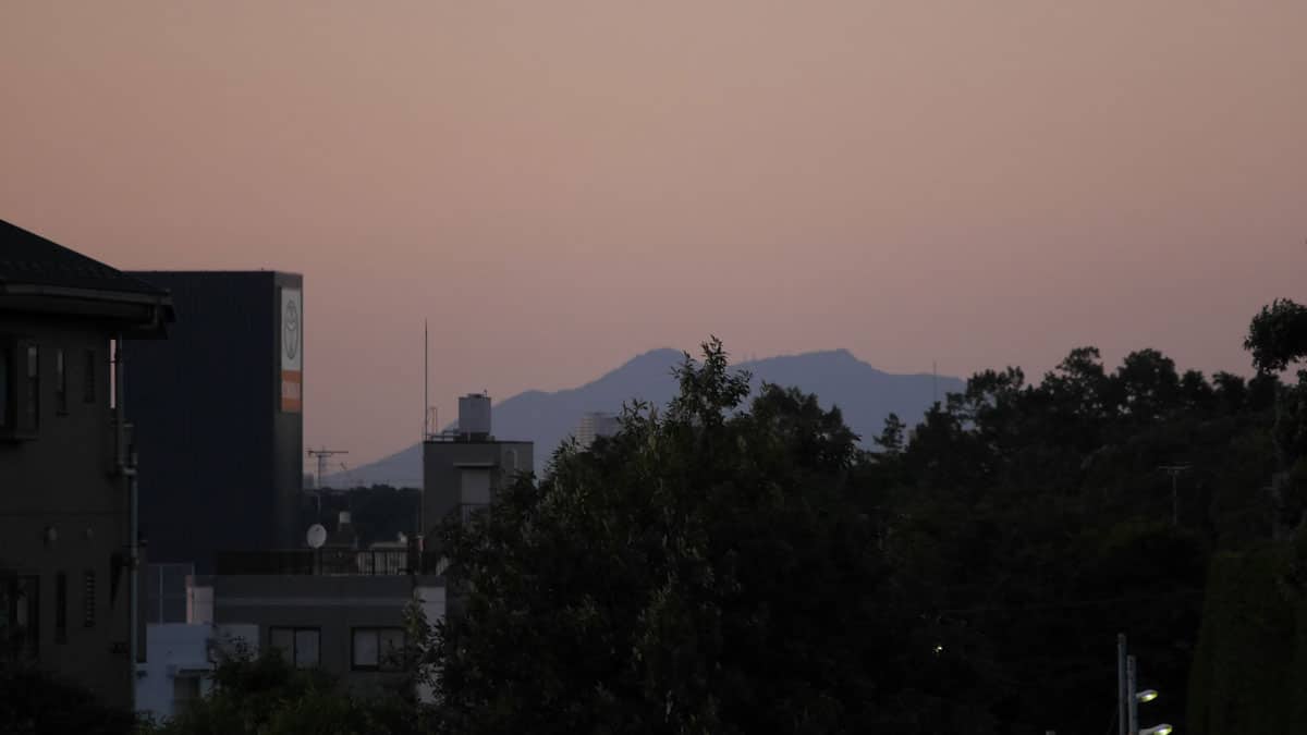 本覚寺から見える筑波山