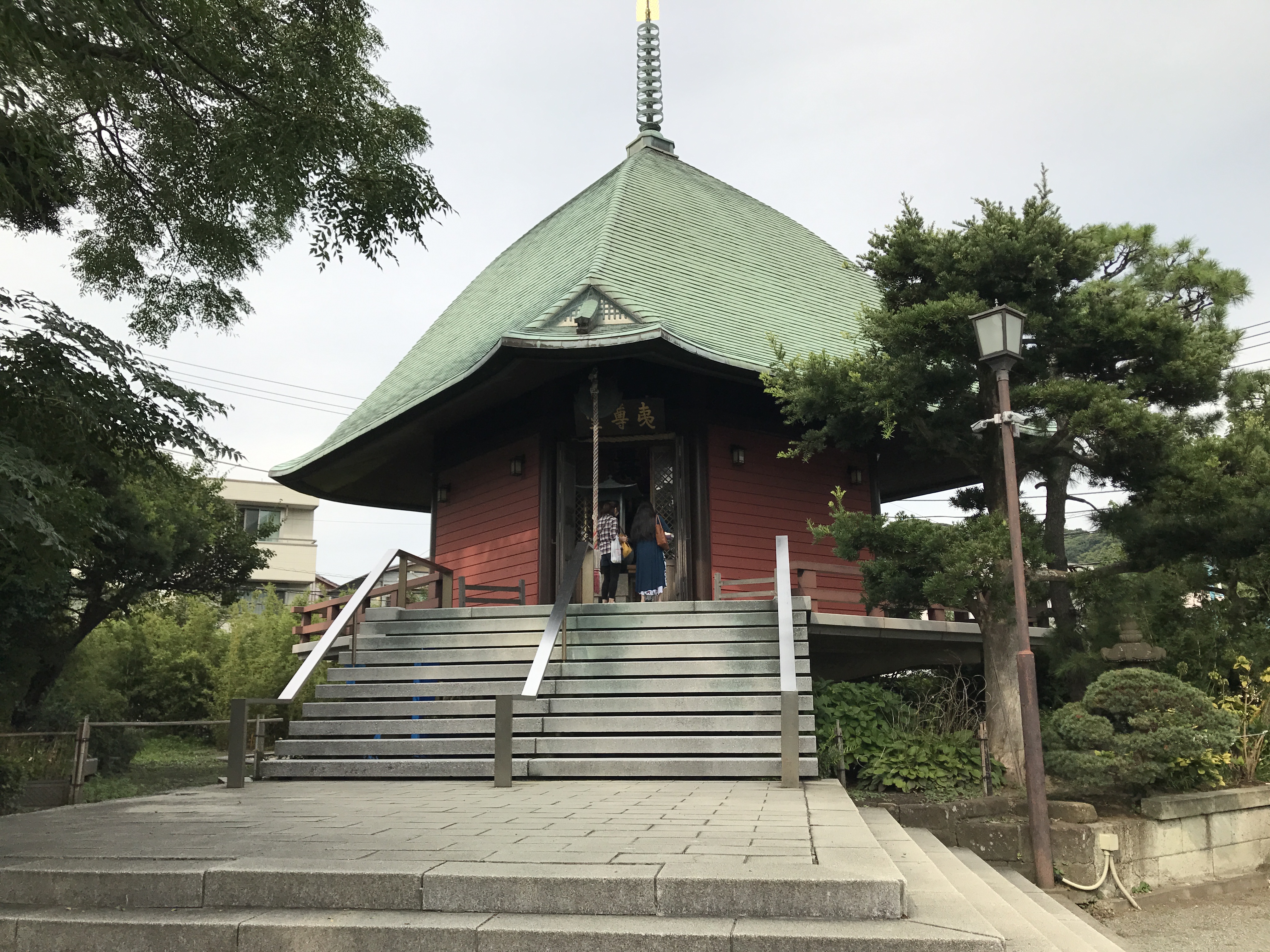 鎌倉本覚寺夷堂